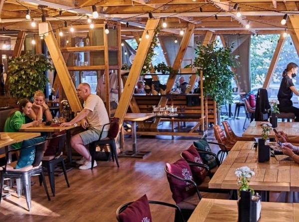 Большая подборка летних веранд Екатеринбурга, о которых вы могли ничего не знать - Фото 22