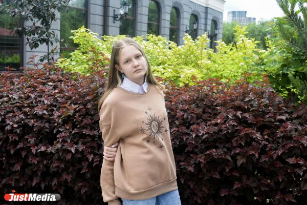 Вероника Демина, школьница: «Дожди пройдут, настанут солнечные дни и вновь скоро потеплеет». В Екатеринбурге +9 градусов - Фото 3