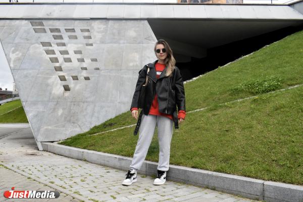 Юнита Аленичева, студентка УрФУ: «А нам и не надо жары – главное чтобы дождей поменьше было». В Екатеринбурге +20 градусов - Фото 2