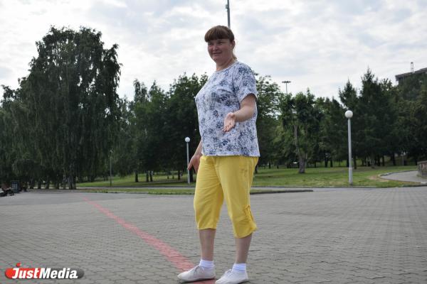 Надежда Черепанова, библиотекарь: «Небо, полное грозою, все в зарницах трепетало». В Екатеринбурге +25 градусов - Фото 2