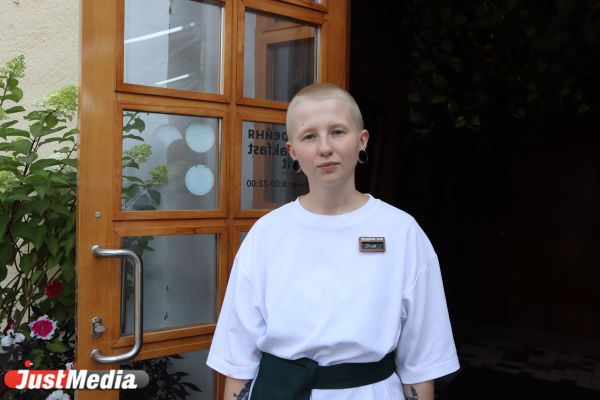 Ольга Чимрова, официант: «Успевайте гулять» В Екатеринбурге +28 градусов - Фото 5