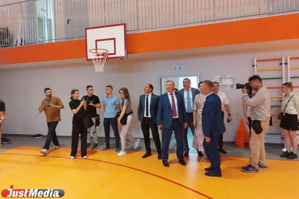 В Екатеринбурге после капремонта открылось сразу две школы - Фото 4