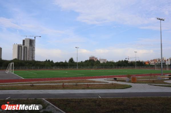В Академическом открылась новая школа на 1100 мест - Фото 8