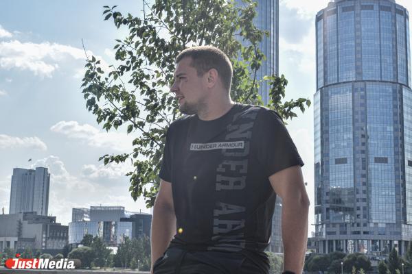 Александр Брагин, госслужащий: «Осень настала, но ничего, теплые дни еще вернутся». В Екатеринбурге +15 градусов - Фото 4