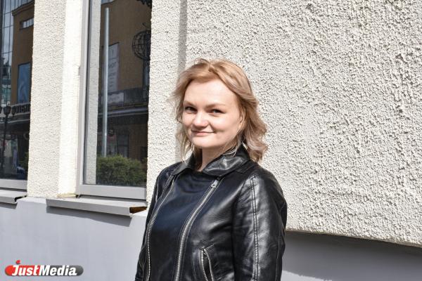 Анастасия Бабина, фельдшер скорой помощи: «По крайней мере, солнечно, не дождливо. Это радует». В Екатеринбурге +12 градусов - Фото 4