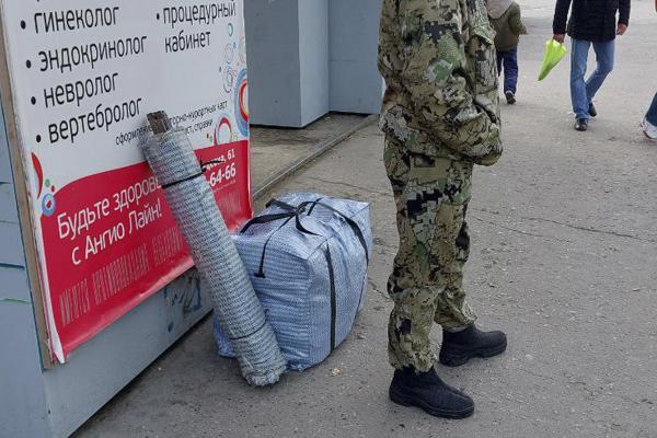 В Екатеринбурге продолжается отправка резервистов в Елань - Фото 4