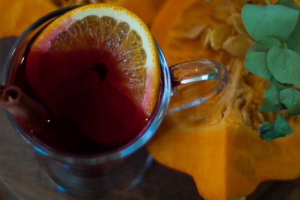 Пряный, крепкий и кофейный. Пять рецептов глинтвейна в домашних условиях от барменов Екатеринбурга - Фото 2