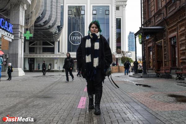 Полина Гибадуллина, студентка: «Я люблю октябрь за прохладу». В Екатеринбурге +9 градусов - Фото 3