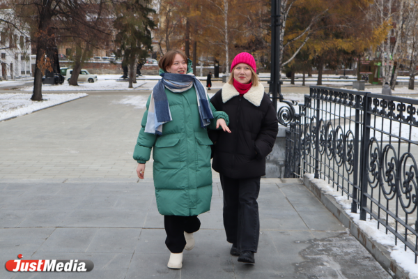 Яна Николаева и Елизавета Копотилова, студентки: «Любим Екатеринбург за милых уточек». В Екатеринбурге +3 градуса - Фото 2
