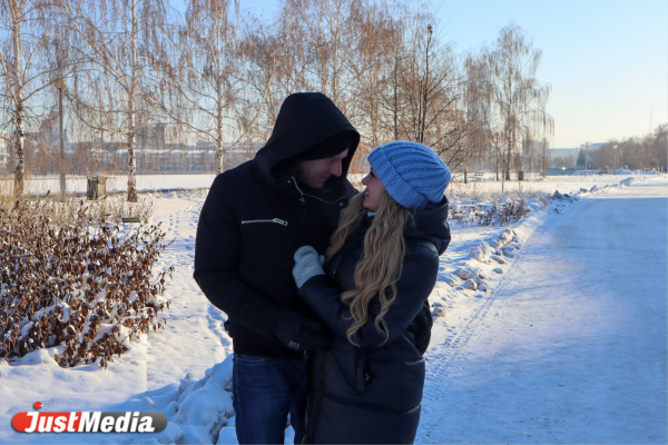 Александра Клементьева и Дмитрий Татаринов: «Любим Екатеринбург при любой погоде». В Екатеринбурге -12 градусов - Фото 3