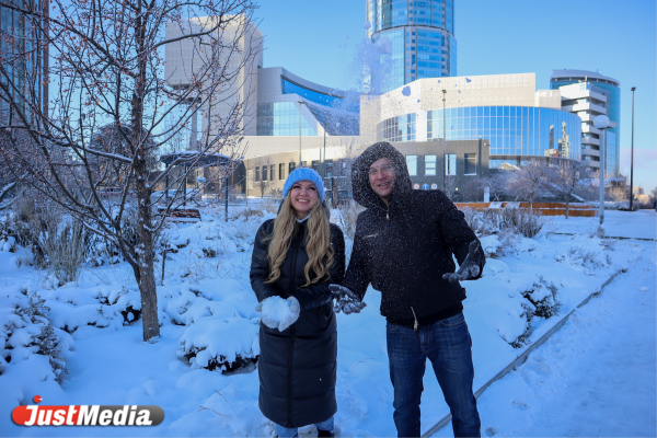 Александра Клементьева и Дмитрий Татаринов: «Любим Екатеринбург при любой погоде». В Екатеринбурге -12 градусов - Фото 6