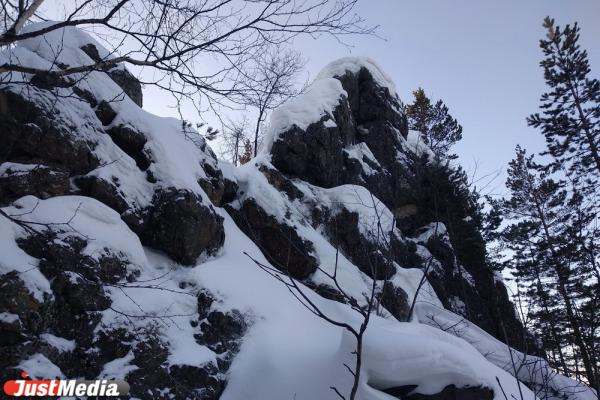 Ищем самые живописные скалы Урала для зимнего похода. JustTrip - Фото 3
