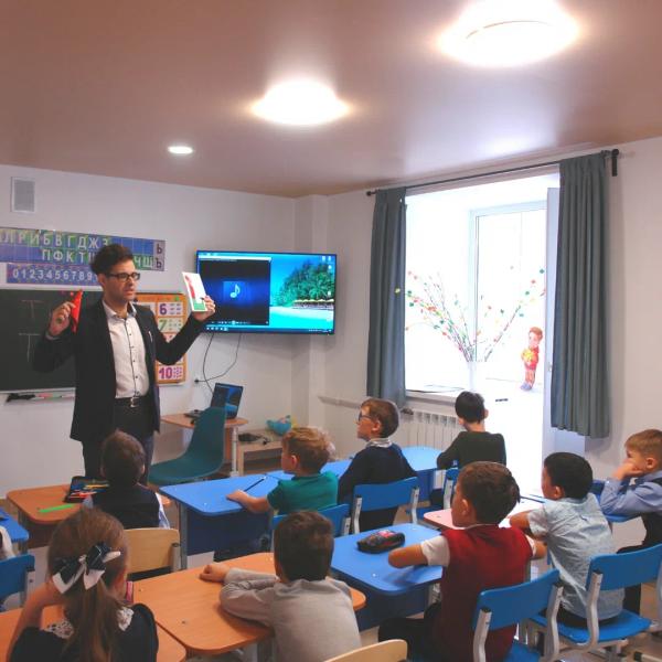 Частная семейная школа Дельфин Альт: высокий уровень знаний и развивающая среда в Берёзовском - Фото 3