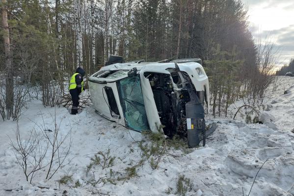 На Серовском тракте водитель «Лады Калины» спровоцировал смертельное ДТП - Фото 2