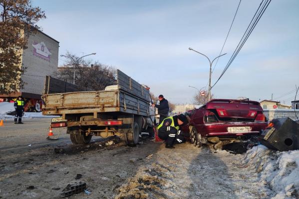 В Каменске-Уральском пьяный подросток на чужом автомобиле совершил ДТП с пострадавшими - Фото 3