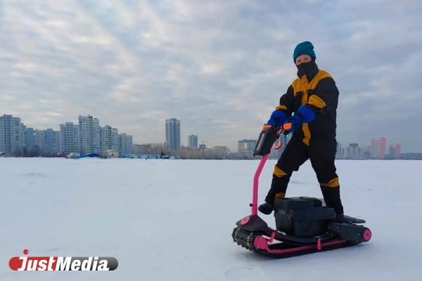 Катаемся на мотосноубордах по Верх-Исетскому пруду. Тест нового вида зимнего отдыха в JustTrip - Фото 9
