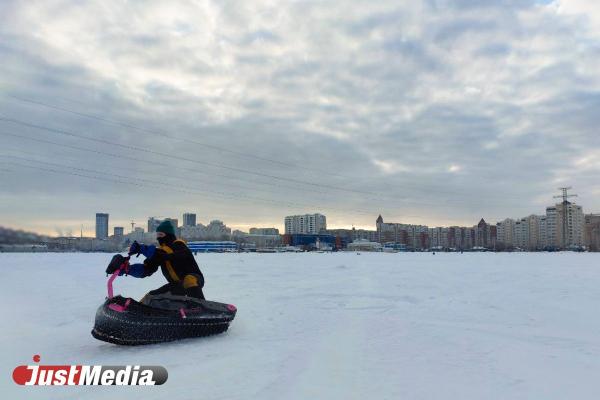 Катаемся на мотосноубордах по Верх-Исетскому пруду. Тест нового вида зимнего отдыха в JustTrip - Фото 14