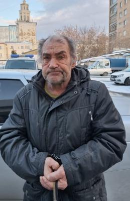 В Екатеринбурге за изнасилование в подъезде в центре города задержан 60-летний мужчина - Фото 2