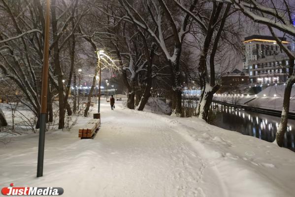 Весна почти добралась до нас. В Екатеринбурге около нуля и снег - Фото 2