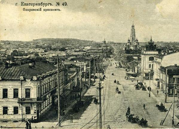 По ней ходили поезда, а в бывшем костеле открыли автовокзал. Семь интересных фактов о Малышева в Екатеринбурге - Фото 6