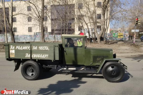 Первая репетиция парада Победы в Екатеринбурге прошло без инцидентов. ФОТО - Фото 7