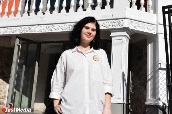 Эля Мельникова, хостес:  «Очень скоро тепло вернется». В Екатеринбурге +10 градусов - Фото 4