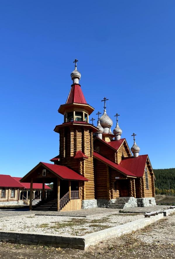 Свято место пусто не бывает: самые красивые храмы Урала  - Фото 8