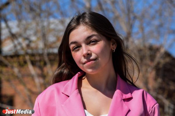 Вероника Савинцева, агентство знакомств: «Люблю май за хорошую погоду». В Екатеринбурге 20 градусов - Фото 3