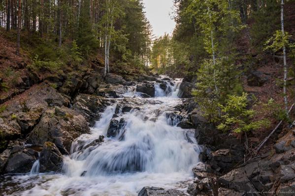 Каменные губы, плачущая красавица и россыпи золота. Ищем лучший на Урале водопад для фотосессий и купания - Фото 7