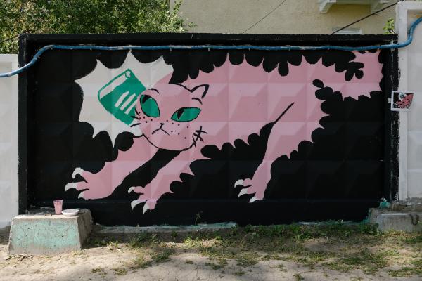 В Екатеринбурге появился 128-метровый мурал с детскими ассоциациями об Эльмаше - Фото 5