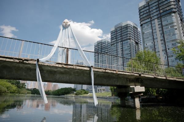 «Индустриальные» русалки, танцующие рыбы и невесты в сетях. В Екатеринбурге запустят сплав-перформанс по Исети - Фото 8