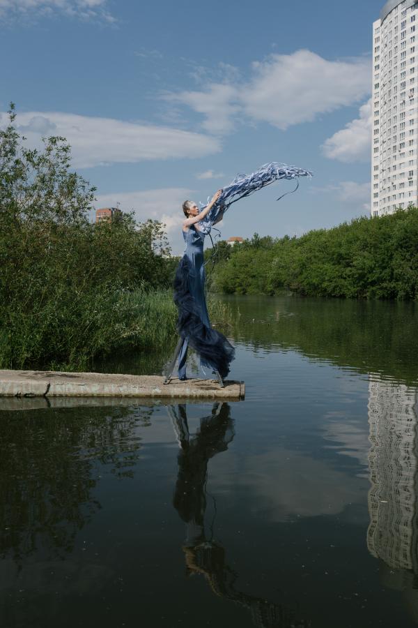 «Индустриальные» русалки, танцующие рыбы и невесты в сетях. В Екатеринбурге запустят сплав-перформанс по Исети - Фото 9