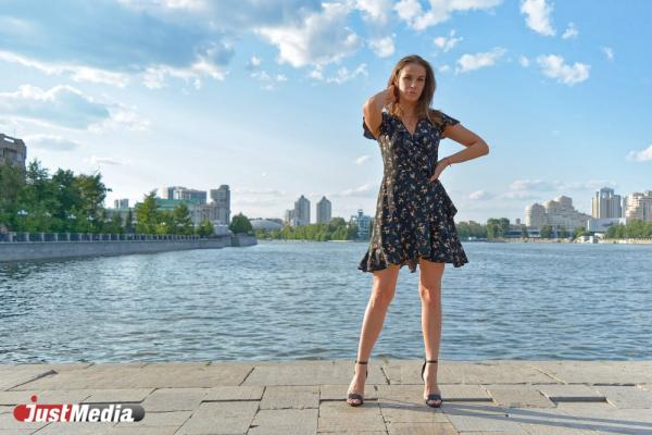 Анна Коновалова, нейл-мастер: «Можно прекрасно проводить время с друзьями и загорать». В Екатеринбурге +36 градусов - Фото 3