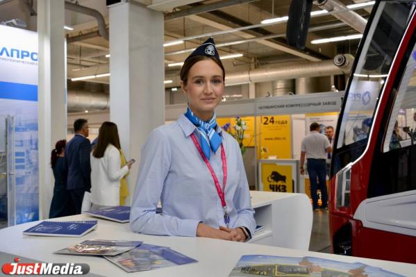 Девушки ИННОПРОМа. Показываем главных красавиц выставки - Фото 5