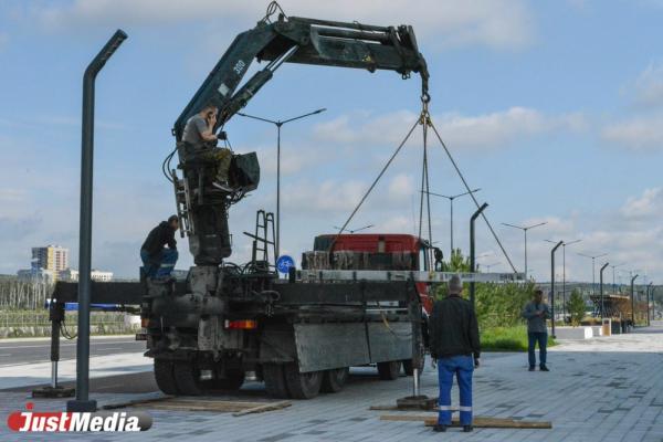 «Все идет по плану». Рустам Галямов проинспектировал строительство городской инфраструктуры  - Фото 8