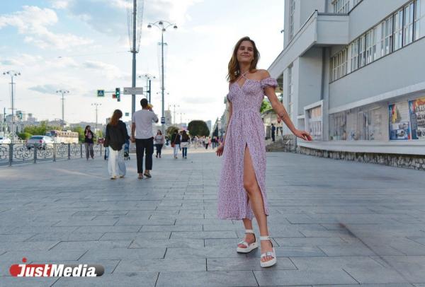 Полина Водолазова, специалист по камню: «Как хорошо, что погода дает нам отдохнуть». В Екатеринбурге +22 градуса - Фото 4