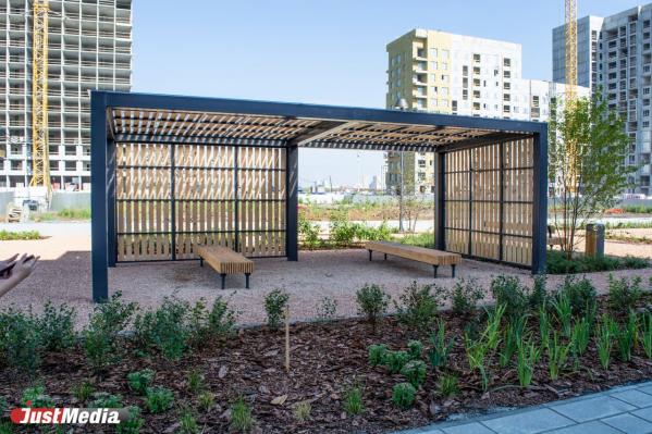 Благоустройство Солнечных аллей в Екатеринбурге подходит к концу - Фото 3