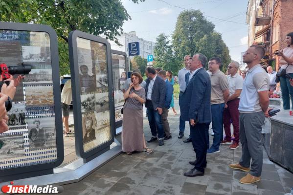 В центре Екатеринбурга появилась уличная экспозиция, посвященная истории промышленности и предпринимательства - Фото 3