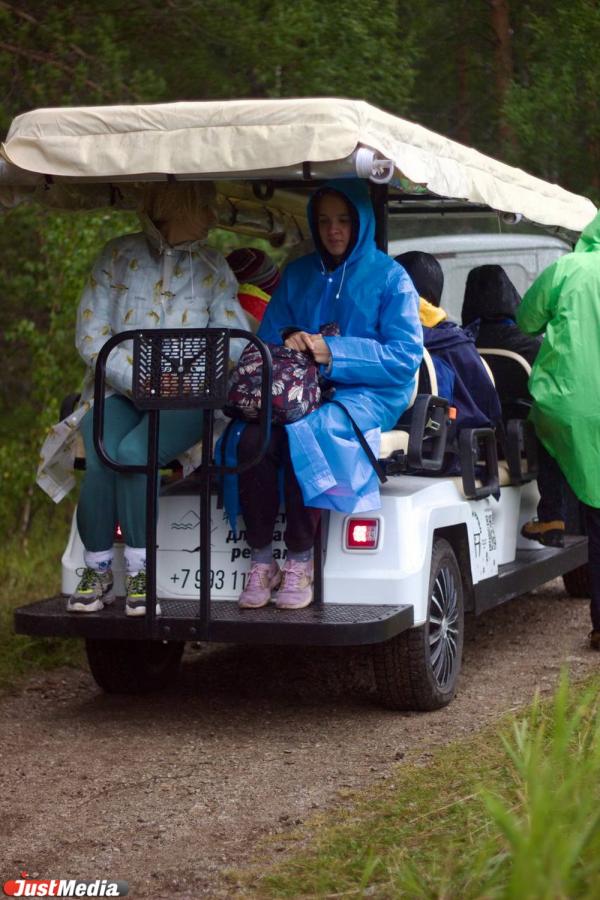 В природном парке «Оленьи ручьи» запустили новую тропу, посвященную творчеству Владислава Крапивина. - Фото 17