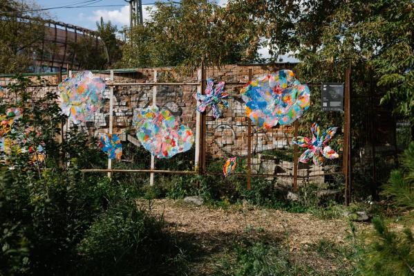 В саду Нурова появился новый арт-объект под названием «Надувательства» - Фото 3