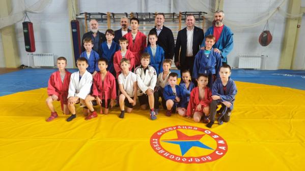 В школах Нижнего Тагила открыли сразу четыре зала для занятий самбо - Фото 3