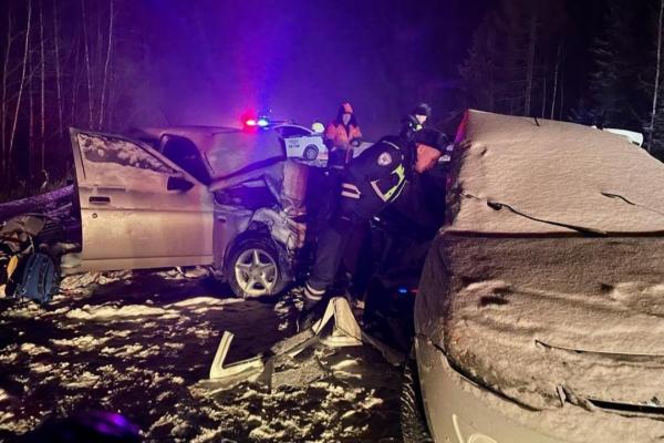  В Кушве водитель-новичок устроил страшное ДТП. Погиб человек, еще пять - пострадали - Фото 2