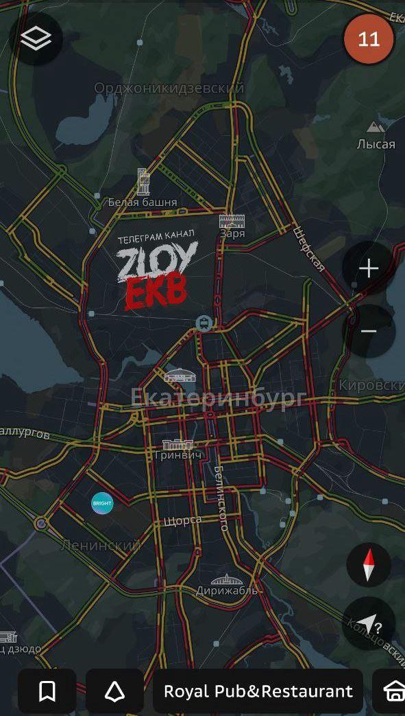Екатеринбург встал в 10-бальные пробки из-за мощного снегопада - Фото 2