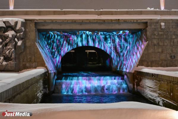 В Екатеринбурге появился новогодний пешеходный маршрут  - Фото 3