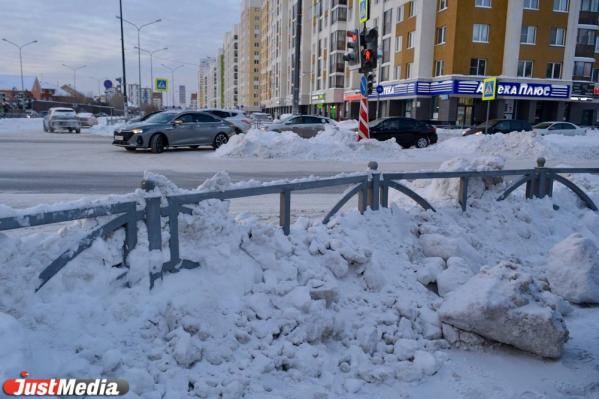 Алексей Орлов назвал причины неудовлетворительной уборки снега в Екатеринбурге - Фото 2