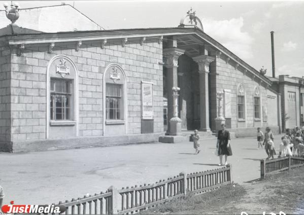 Какие кинотеатры появились в Свердловске в 1930 годы - Фото 6