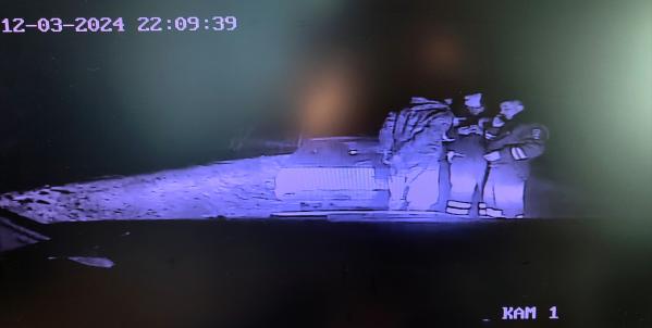 В Сысерти ДПС пришлось стрелять по колесам, чтобы остановить пьяного лихача на ВАЗе - Фото 2