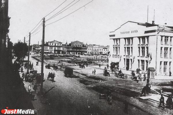 «По колено опускаешься в грязь». Где были весенние «моря» и «каша» под ногами в дореволюционном Екатеринбурге и Свердловске - Фото 12