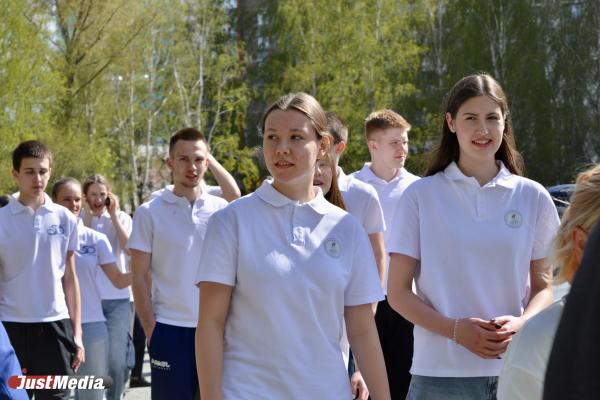 Мэру Екатеринбурга Алексею Орлову представили план реконструкции парка 50-летия ВЛКСМ - Фото 8