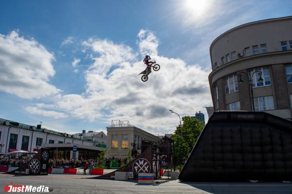 В Екатеринбурге стартовал фестиваль «Движение» - Фото 18